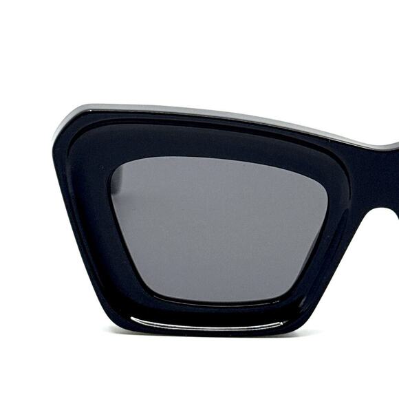 NEW!!! LOEWE Sunglasses LW40145F 01A Authentic - Picture 6 of 13